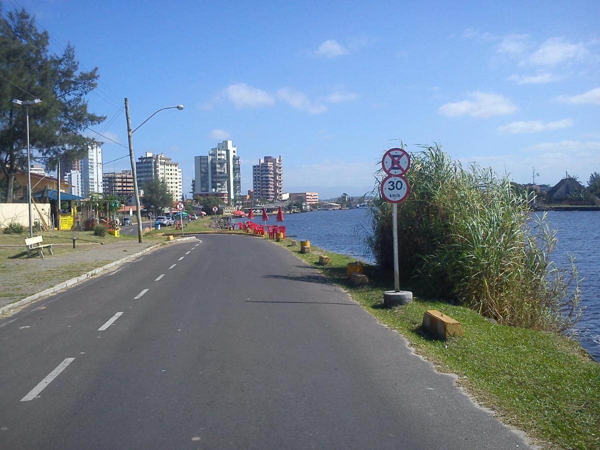 Vila Casa De 2 Quartos Com 2 Ares-Condicionados Em Torres-Rs - Na Mais Bela Praia Gaucha - Cozinha - Banheiro - Tv Smart 32 E Wi-Fi - Estacionamento - Anfitria Superhost No Bnb Exteriér fotografie