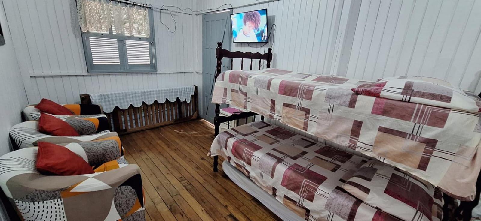 Vila Casa De 2 Quartos Com 2 Ares-Condicionados Em Torres-Rs - Na Mais Bela Praia Gaucha - Cozinha - Banheiro - Tv Smart 32 E Wi-Fi - Estacionamento - Anfitria Superhost No Bnb Exteriér fotografie