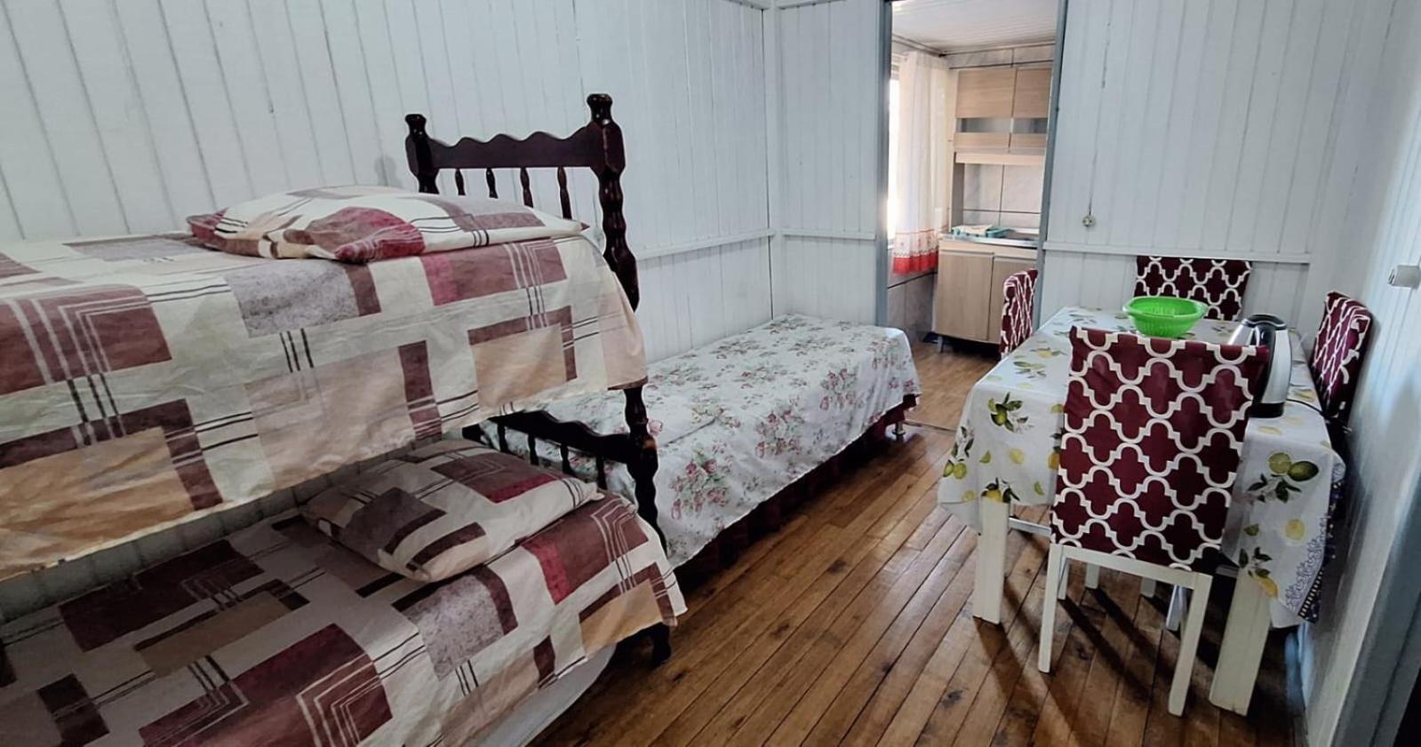 Vila Casa De 2 Quartos Com 2 Ares-Condicionados Em Torres-Rs - Na Mais Bela Praia Gaucha - Cozinha - Banheiro - Tv Smart 32 E Wi-Fi - Estacionamento - Anfitria Superhost No Bnb Exteriér fotografie